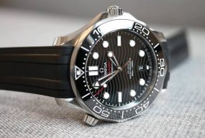 replica Omega Seamaster Diver 300M